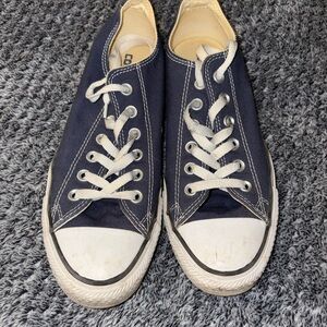 Converse tennis shoes